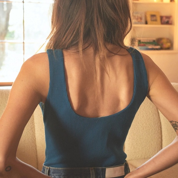 The Odells Brie Bodysuit in Sea Blue 1X - Picture 2 of 8